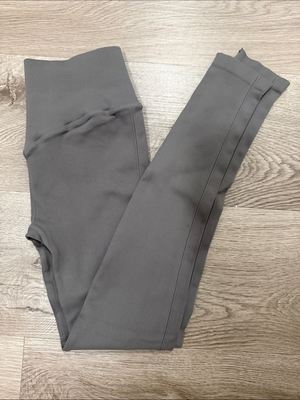 NUX Women's High-Waist Ribbed Leggings in Charcoal Small Never been Worn